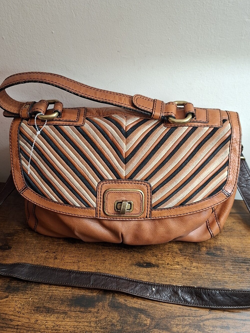 Fossil Brown Leather Shoulder Bag with Striped Flap - Picture 11 of 11